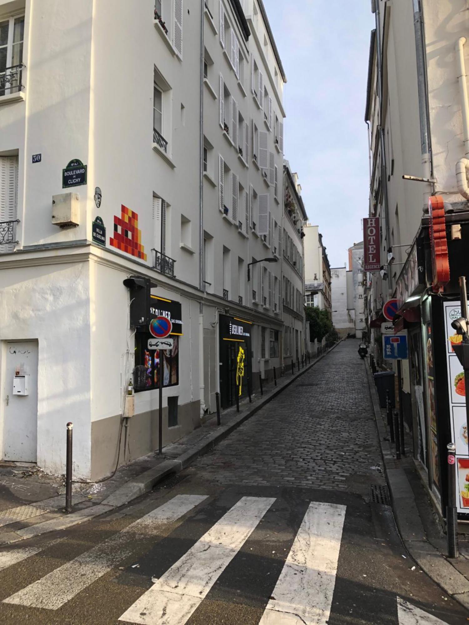 Studio Pigalle De 25 M2 - 2 Lits Simples Type Gigogne Pour 2 Personnes - Quartier Touristique De Paris - 2 Minutes De La Station Metro Pigalle ,Petit Train Vers La Butte Montmartre-Cabaret Moulin Rouge A 200 M,Cabaret Chez Michou-Restaurants-Saunas 파리 외부 사진